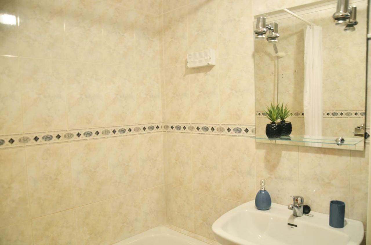 Pretty Studio With Swimming Pool Torrevieja Eksteriør billede
